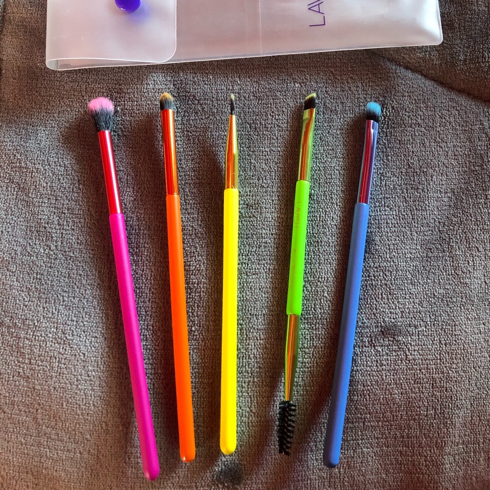 Lavish 5-Piece Neon Eye Brush Collection
